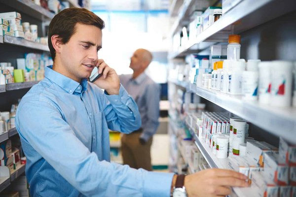 Comment faire pour localiser rapidement une pharmacie de garde ?